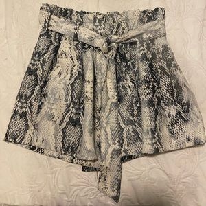 Zara snake print skirt NWOT